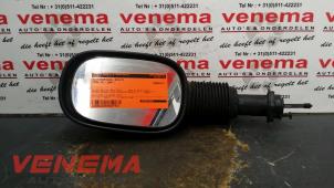 Gebruikte Buitenspiegel rechts Ford Ka I 1.3i (96 EEC) Van Prijs € 10,00 Margeregeling aangeboden door Venema Autoparts