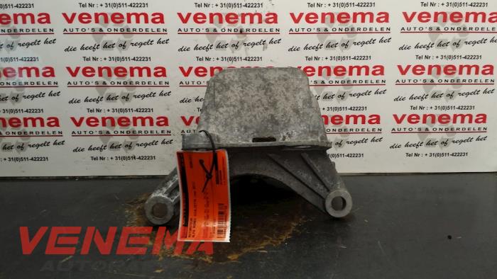 Gebruikte Motorrubber Alfa Romeo Giulietta (940) 1.6 JTDm 16V Prijs € 19,99 Margeregeling aangeboden door Venema Autoparts