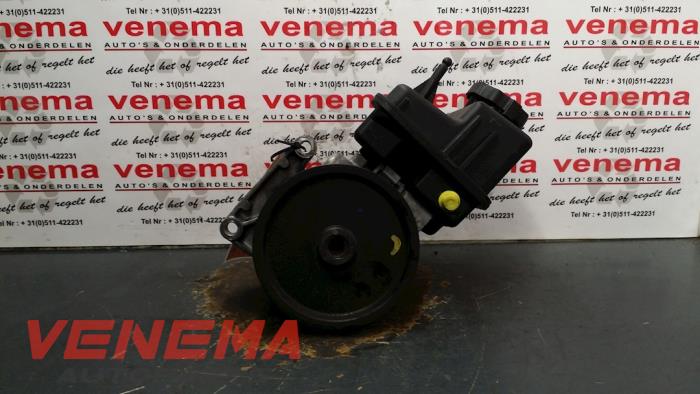 Gebruikte Servopomp Mercedes E (W212) E-220 CDI 16V BlueEfficiency Prijs € 175,00 Margeregeling aangeboden door Venema Autoparts