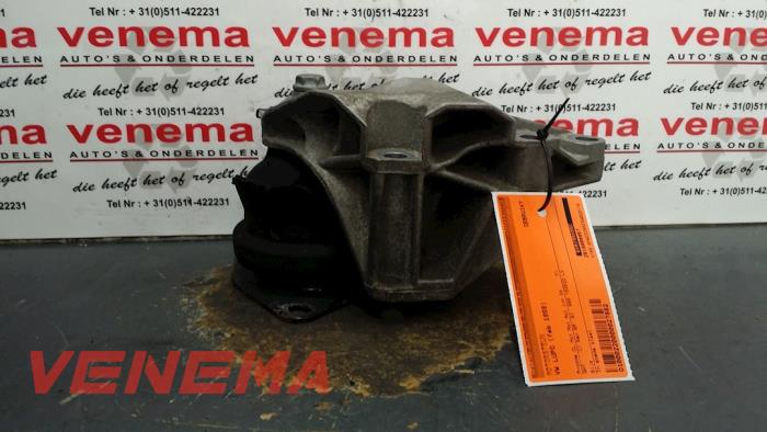 Gebruikte Motorrubber Volkswagen Lupo (6X1) 1.0 MPi 50 Prijs € 14,99 Margeregeling aangeboden door Venema Autoparts