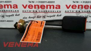 Gebruikte Veiligheidsgordel Insteek rechts-achter Volkswagen Golf III Cabrio (1E) 1.8,Avantgarde Prijs € 15,00 Margeregeling aangeboden door Venema Autoparts