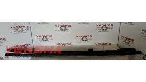 Gebruikte Dakrail set Volkswagen Golf V Variant (1K5) 1.9 TDI Prijs € 59,99 Margeregeling aangeboden door Venema Autoparts