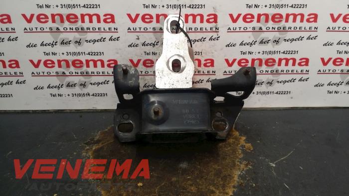 Gebruikte Motorrubber Ford Fiesta 6 (JA8) 1.4 16V Prijs € 14,99 Margeregeling aangeboden door Venema Autoparts