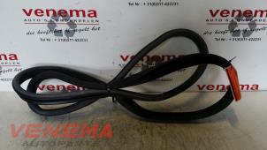 Gebruikte Deurrubber 4Deurs links-achter Mercedes E (W212) E-200 CDI 16V BlueEfficiency,BlueTEC Prijs € 30,00 Margeregeling aangeboden door Venema Autoparts