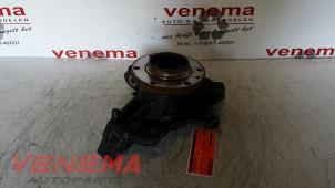 Gebruikte Fusee rechts-voor Mercedes Sprinter 3,5t (906.73) 316 CDI 16V Prijs € 69,99 Margeregeling aangeboden door Venema Autoparts