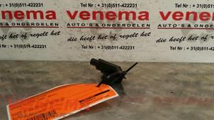 Gebruikte Schakelaar handrem Skoda Citigo 1.0 12V Prijs € 5,00 Margeregeling aangeboden door Venema Autoparts