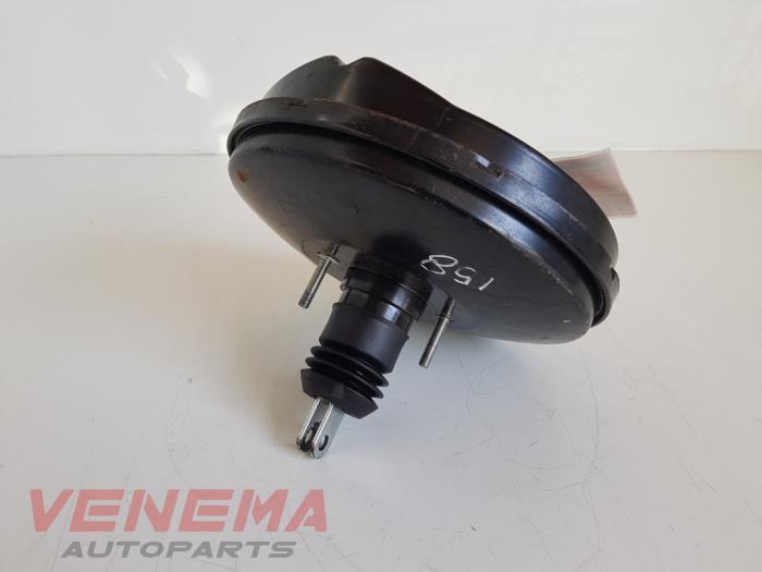 Rembekrachtiger van een Opel Meriva 1.4 16V Twinport 2006