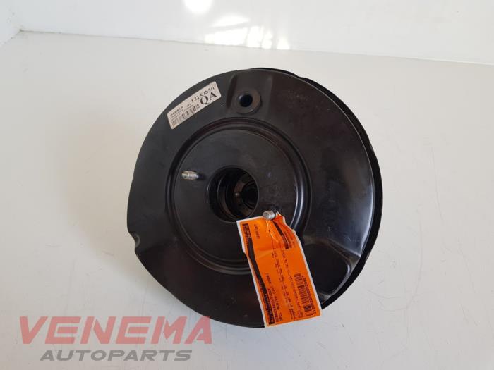 Rembekrachtiger van een Opel Meriva 1.4 16V Twinport 2006