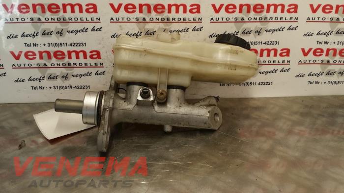 Gebruikte Hoofdremcilinder Renault Scénic II (JM) 2.0 16V Prijs € 14,99 Margeregeling aangeboden door Venema Autoparts