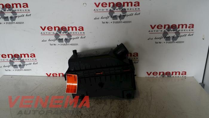 Gebruikte Luchtfilterhuis Jeep Patriot (MK74) 2.4 16V 4x4 Eco + Prijs € 60,00 Margeregeling aangeboden door Venema Autoparts