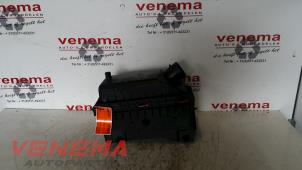 Gebruikte Luchtfilterhuis Jeep Patriot (MK74) 2.4 16V 4x4 Eco + Prijs € 60,00 Margeregeling aangeboden door Venema Autoparts