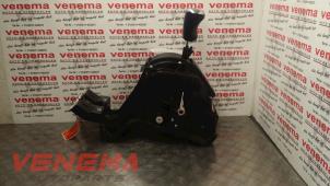 Gebruikte Schakelbak Mechaniek Jeep Patriot (MK74) 2.4 16V 4x4 Eco + Prijs € 75,00 Margeregeling aangeboden door Venema Autoparts