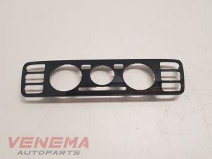 Gebruikte Afdekplaat diversen Volkswagen Up! (121) 1.0 12V 75 Prijs € 14,99 Margeregeling aangeboden door Venema Autoparts