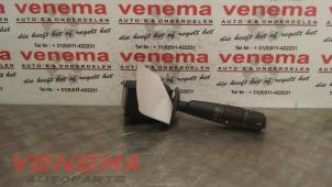 Gebruikte Ruitenwis Schakelaar Citroen Xsara Picasso (CH) 1.8 16V Prijs € 10,00 Margeregeling aangeboden door Venema Autoparts