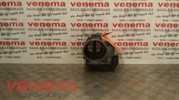 Gebruikte Gasklephuis Volkswagen Passat Variant (3C5) 2.0 TDI 140 Prijs € 29,99 Margeregeling aangeboden door Venema Autoparts