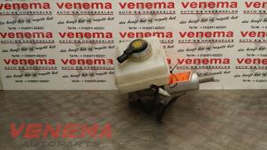 Gebruikte Hoofdremcilinder BMW 5 serie (E60) 523i 24V Prijs € 49,00 Margeregeling aangeboden door Venema Autoparts
