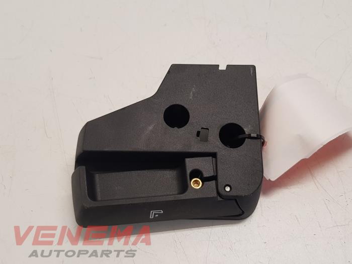 Gebruikte Diversen BMW 5 serie (E60) 523i 24V Prijs € 9,99 Margeregeling aangeboden door Venema Autoparts