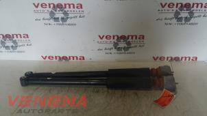 Gebruikte Schokbreker set Ford Fiesta 6 (JA8) 1.4 TDCi Prijs € 24,99 Margeregeling aangeboden door Venema Autoparts