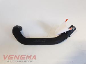 Gebruikte Radiateurslang Audi A6 Avant (C6) 2.7 TDI V6 24V Prijs € 9,99 Margeregeling aangeboden door Venema Autoparts