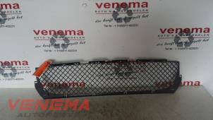 Gebruikte Bumper Rooster BMW 3 serie (E46/2) 318 Ci 16V Prijs € 22,00 Margeregeling aangeboden door Venema Autoparts