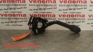 Gebruikte Schakelaar Ruitenwisser Seat Ibiza II (6K1) 1.4i Prijs € 9,00 Margeregeling aangeboden door Venema Autoparts