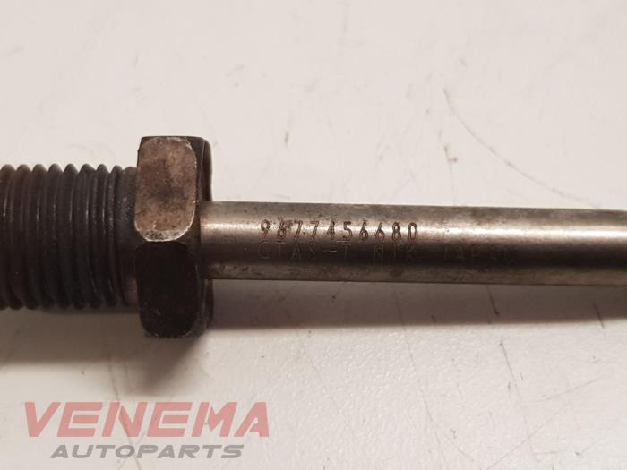 Uitlaat temperatuursensor van een Land Rover Range Rover Evoque (LVJ/LVS) 2.2 SD4 16V Coupe 2014