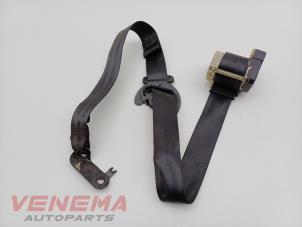 Gebruikte Veiligheidsgordel rechts-achter Volkswagen Touran (1T1/T2) 1.9 TDI 105 Euro 3 Prijs € 14,99 Margeregeling aangeboden door Venema Autoparts