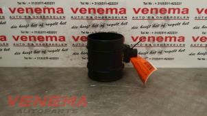 Gebruikte Luchtmassameter Opel Insignia Sports Tourer 2.0 CDTI 16V 130 ecoFLEX Prijs € 39,00 Margeregeling aangeboden door Venema Autoparts