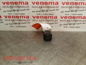 Gebruikte Schakelaar Seat Alhambra (7V8/9) 1.9 TDI 110 Prijs € 12,00 Margeregeling aangeboden door Venema Autoparts