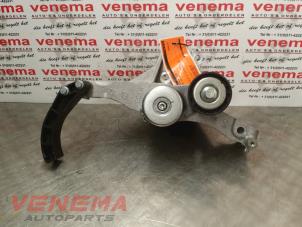 Gebruikte Aircopomp Steun Fiat 500 (312) 1.2 69 Prijs € 34,95 Margeregeling aangeboden door Venema Autoparts