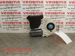 Gebruikte Portierruitmotor Volkswagen Passat Variant (3C5) 2.0 TDI 140 Prijs € 35,00 Margeregeling aangeboden door Venema Autoparts