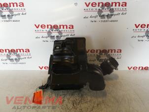 Gebruikte Luchtfilterhuis Renault Megane IV (RFBB) 1.6 GT Energy TCe 205 EDC Prijs € 59,00 Margeregeling aangeboden door Venema Autoparts