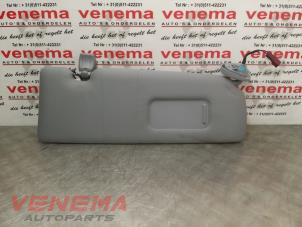 Gebruikte Zonneklep BMW 1 serie (E81) 118i 16V Prijs € 19,00 Margeregeling aangeboden door Venema Autoparts