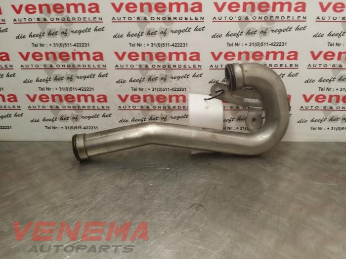Gebruikte EGR Buis Mercedes A (W176) 1.5 A-180 CDI, A-180d 16V Prijs € 14,99 Margeregeling aangeboden door Venema Autoparts