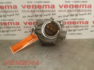 Gebruikte Vacuumpomp (Benzine) Mini Mini (R56) 1.6 16V Cooper Prijs € 49,95 Margeregeling aangeboden door Venema Autoparts