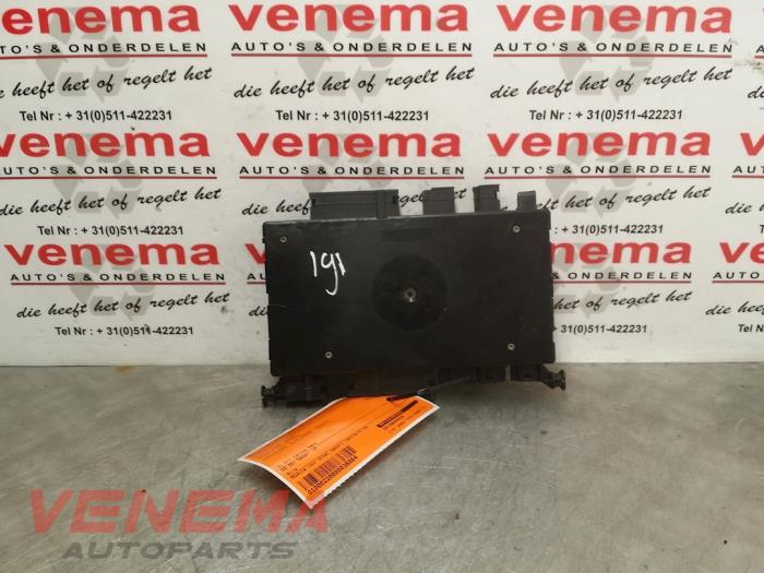Gebruikte Computer stoel Mercedes E (W211) 3.0 E-320 CDI V6 24V Prijs € 49,95 Margeregeling aangeboden door Venema Autoparts