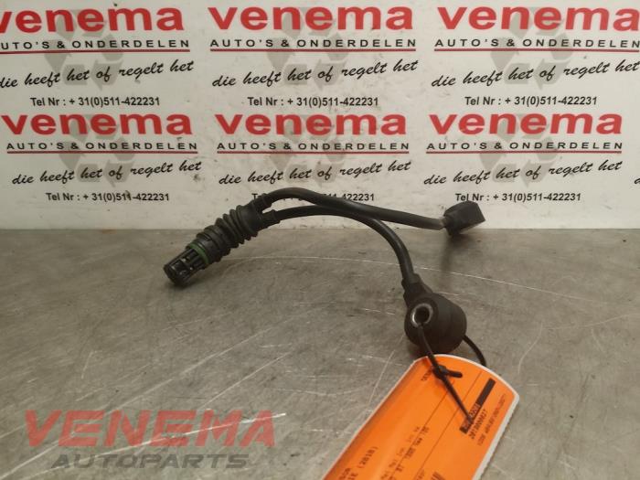 Pingelsensor van een BMW 1 serie (E81) 118i 16V 2010