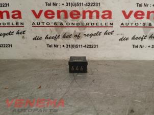 Gebruikte Relais Volkswagen Tiguan (5N1/2) 2.0 TDI DRF 16V 4Motion Prijs € 4,95 Margeregeling aangeboden door Venema Autoparts