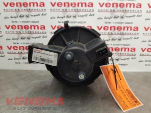 Gebruikte Kachel Ventilatiemotor Fiat 500 (312) 1.2 Prijs € 29,95 Margeregeling aangeboden door Venema Autoparts