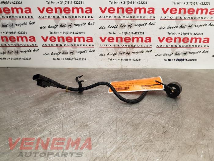 Gebruikte Klopsensor Mercedes E (W212) E-200 CDI 16V BlueEfficiency,BlueTEC Prijs € 12,95 Margeregeling aangeboden door Venema Autoparts