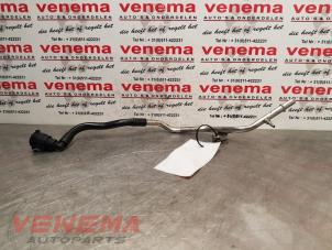 Gebruikte Leiding (diversen) Mercedes E (W212) E-200 CDI 16V BlueEfficiency,BlueTEC Prijs € 12,95 Margeregeling aangeboden door Venema Autoparts