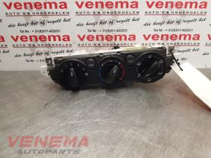 Gebruikte Chaufage Bedieningspaneel Ford Focus 2 Wagon 1.6 TDCi 16V 110 Prijs € 24,95 Margeregeling aangeboden door Venema Autoparts