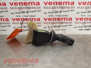 Gebruikte Ruitenwis Schakelaar Ford Mondeo I Wagon 1.8 TD Prijs € 12,95 Margeregeling aangeboden door Venema Autoparts