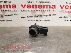 Gebruikte PDC Sensor Renault Clio IV Estate/Grandtour (7R) 0.9 Energy TCE 90 12V Prijs € 19,99 Margeregeling aangeboden door Venema Autoparts