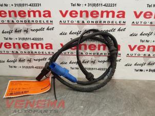 Gebruikte ABS Sensor Peugeot 208 I (CA/CC/CK/CL) 1.2 Vti 12V PureTech 82 Prijs € 34,99 Margeregeling aangeboden door Venema Autoparts