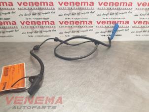 Gebruikte ABS Sensor Peugeot 208 I (CA/CC/CK/CL) 1.2 12V e-THP PureTech 110 Prijs € 34,99 Margeregeling aangeboden door Venema Autoparts