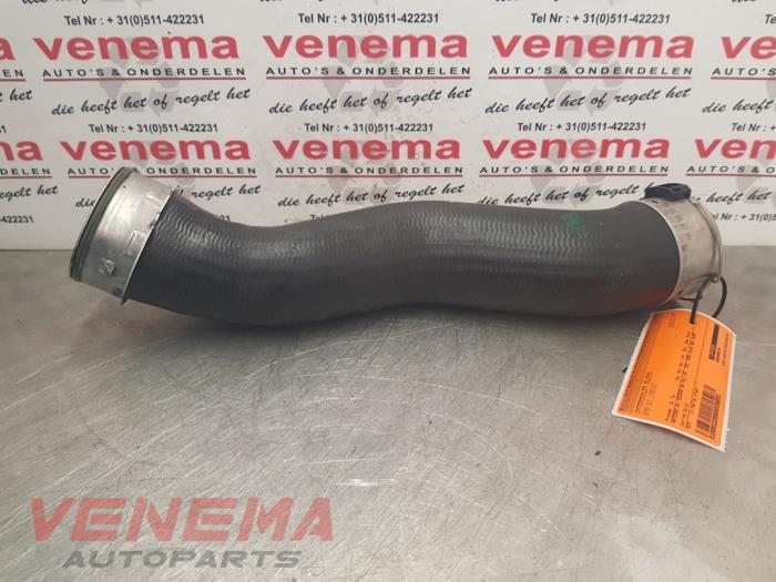 Gebruikte Intercooler Slang BMW X1 (E84) sDrive 20d 2.0 16V Prijs € 39,99 Margeregeling aangeboden door Venema Autoparts