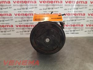 Gebruikte Pomp Airco Renault Clio IV Estate/Grandtour (7R) 0.9 Energy TCE 90 12V Prijs € 124,99 Margeregeling aangeboden door Venema Autoparts
