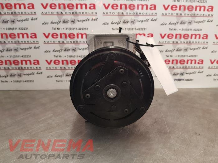 Gebruikte Aircopomp Renault Clio IV Estate/Grandtour (7R) 0.9 Energy TCE 90 12V Prijs € 144,99 Margeregeling aangeboden door Venema Autoparts