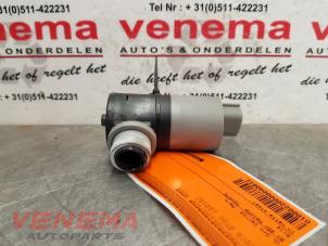 Gebruikte Ruitensproeierpomp voor Toyota Aygo (B40) 1.0 12V VVT-i Prijs € 9,99 Margeregeling aangeboden door Venema Autoparts